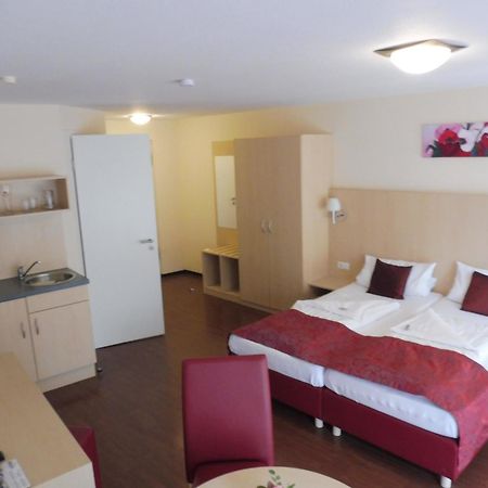 Hotel Gasthof Zum Engel - Gaestehaus Künzelsau Esterno foto