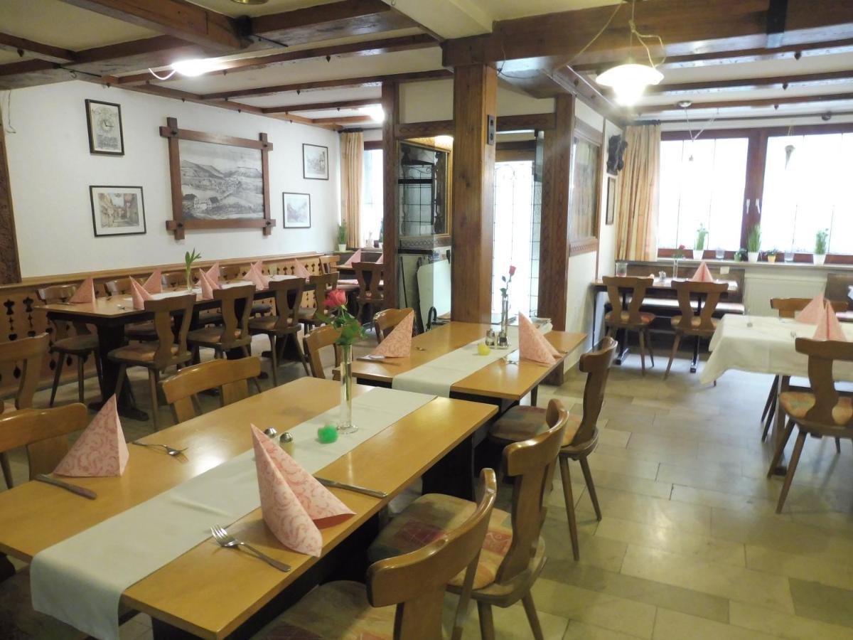 Hotel Gasthof Zum Engel - Gaestehaus Künzelsau Esterno foto